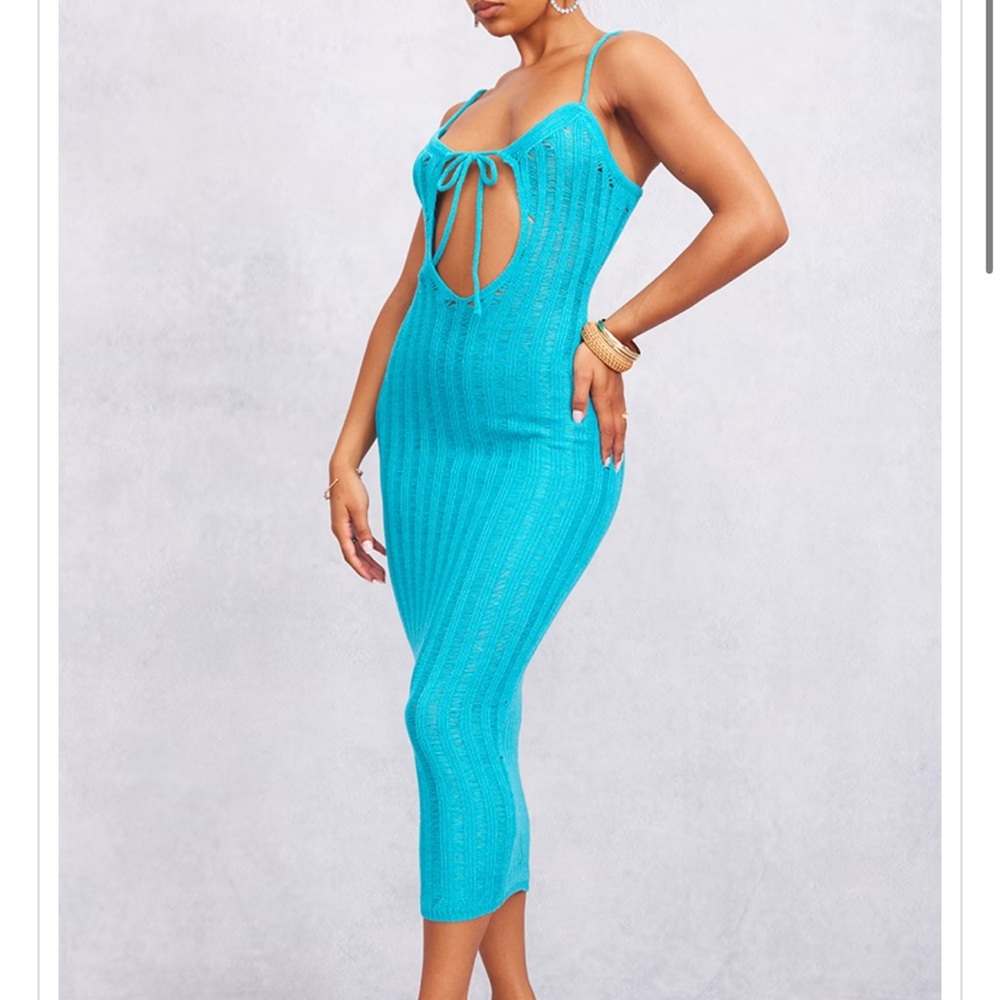 Vibrant Blue Knit Midi Dress with Front Tie